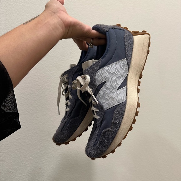 New Balance 327 NAVY DENIM USED WOMENS 9.5 - Picture 3 of 5